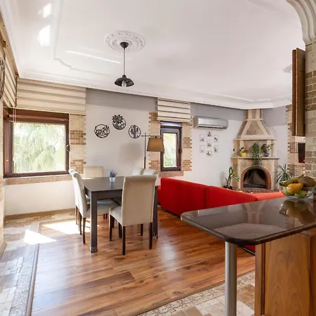 Large Duplex With Sea View Lejlighed