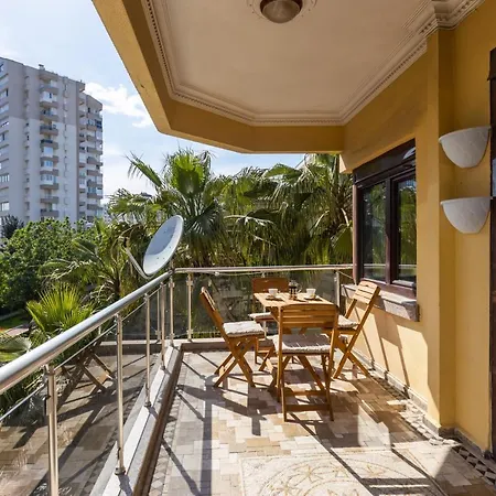 Lejlighed Large Duplex With Sea View Antalya