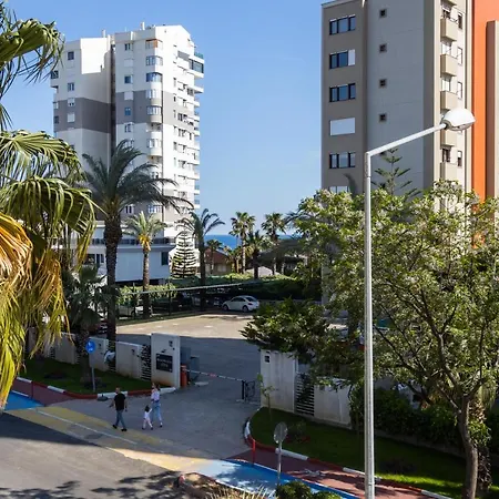 Large Duplex With Sea View *