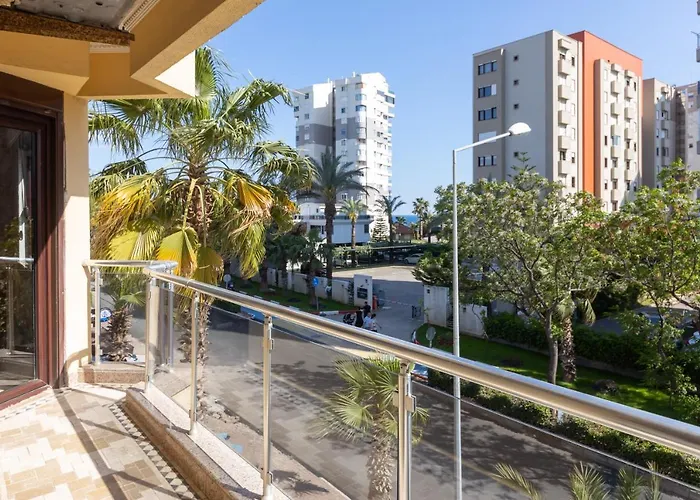 Large Duplex With Sea View