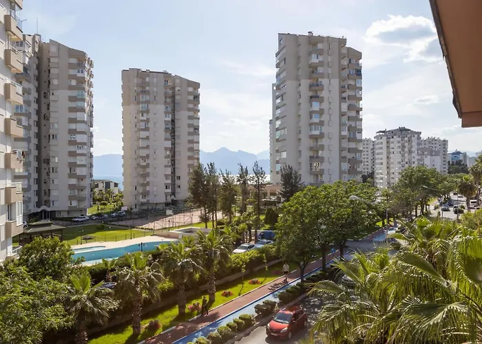 Lägenhet Large Duplex With Sea View