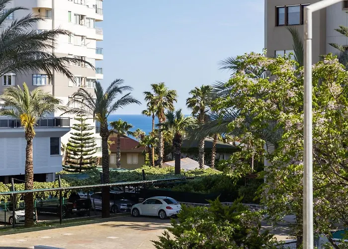 Lejlighed Large Duplex With Sea View