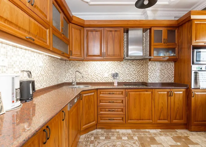 Large Duplex With Sea View