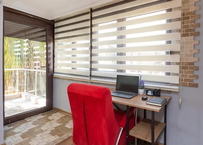 Large Duplex With Sea View Lejlighed *