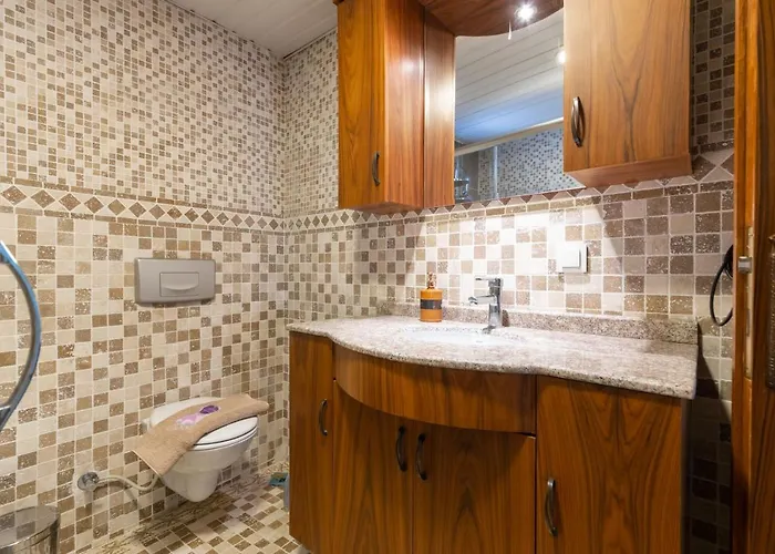 Lägenhet Large Duplex With Sea View