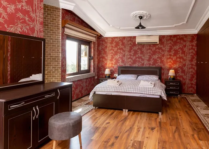 Large Duplex With Sea View Antalya