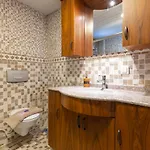 Апартаменты Large Duplex With Sea View