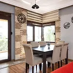 Large Duplex With Sea View Апартаменты Анталья