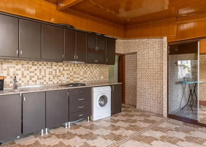 Large Duplex With Sea View דירה *