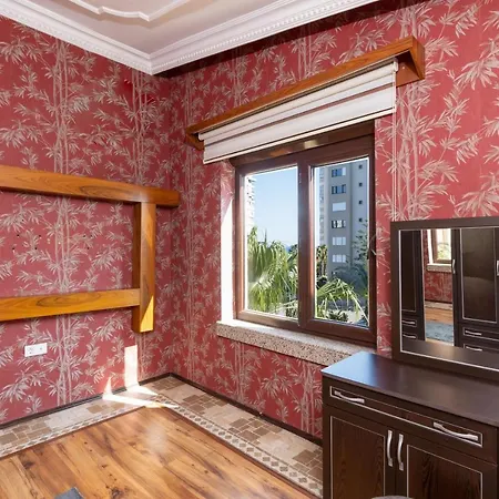 Large Duplex With Sea View Apartment *